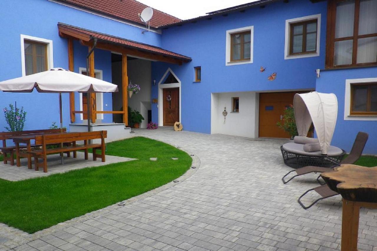 Wohlfuehlhof Bachzelt Hotel Weitersfeld Ngoại thất bức ảnh
