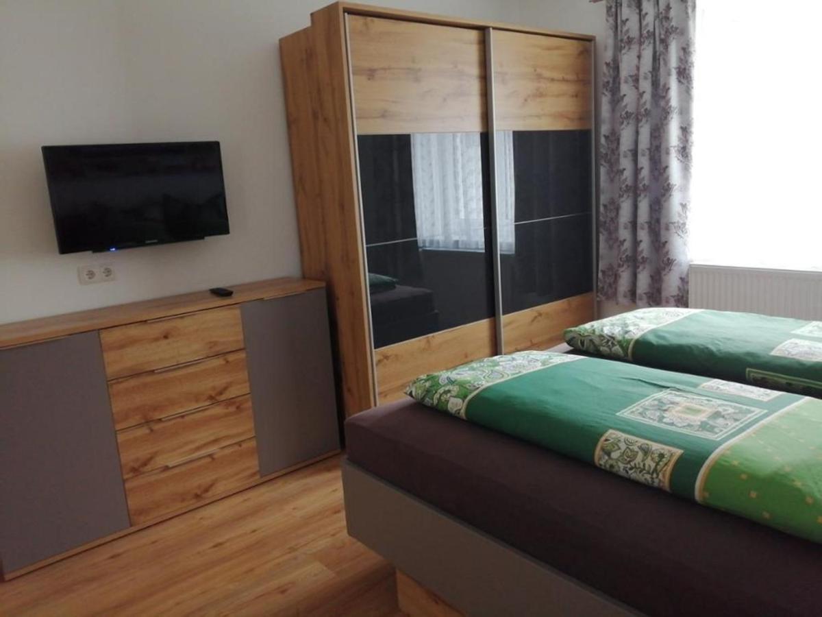 Wohlfuehlhof Bachzelt Hotel Weitersfeld Ngoại thất bức ảnh